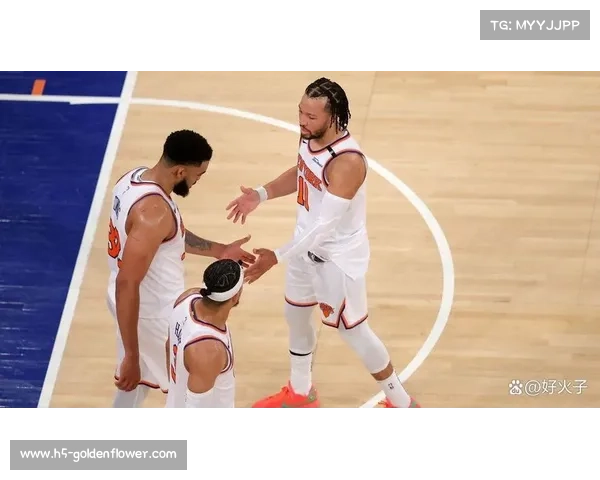 唐斯加盟尼克斯后场均22+12，成布伦森理想搭档